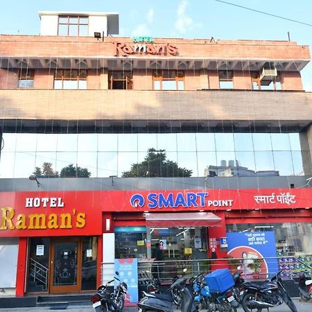 Hotel Raman'S Jagadhri Exterior photo